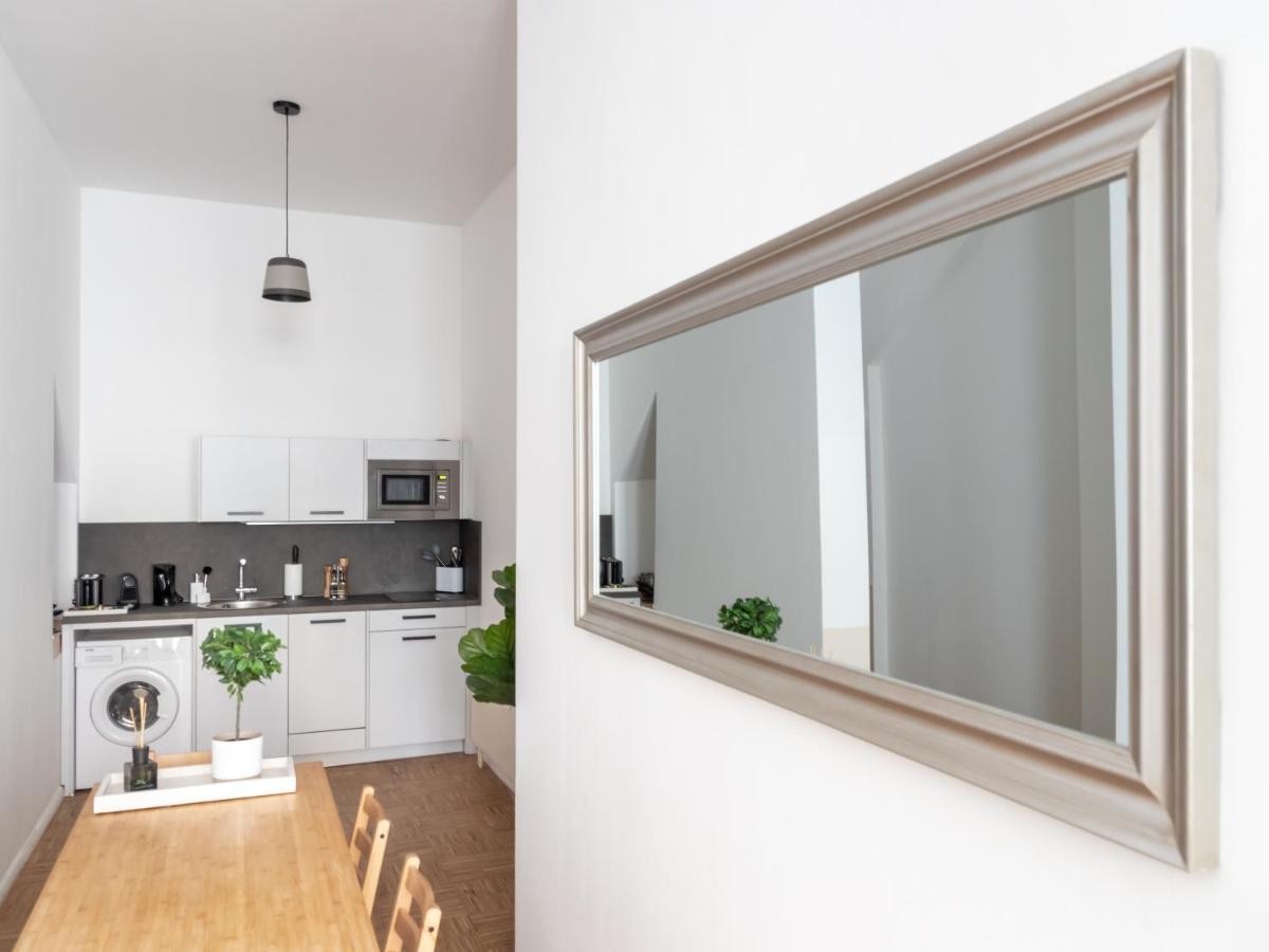 Limehome Berlin Florastrasse Екстер'єр фото